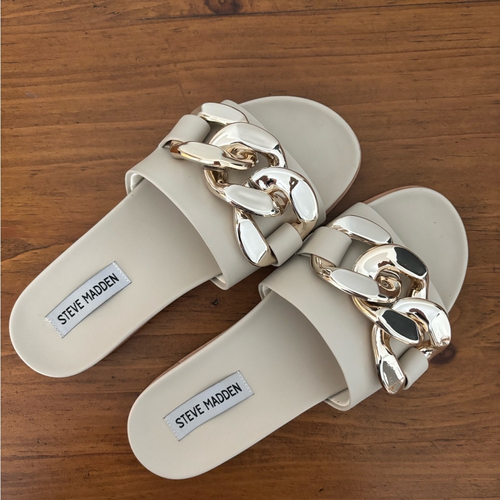 Steve Madden Cream and Gold Chain Slide Sandals